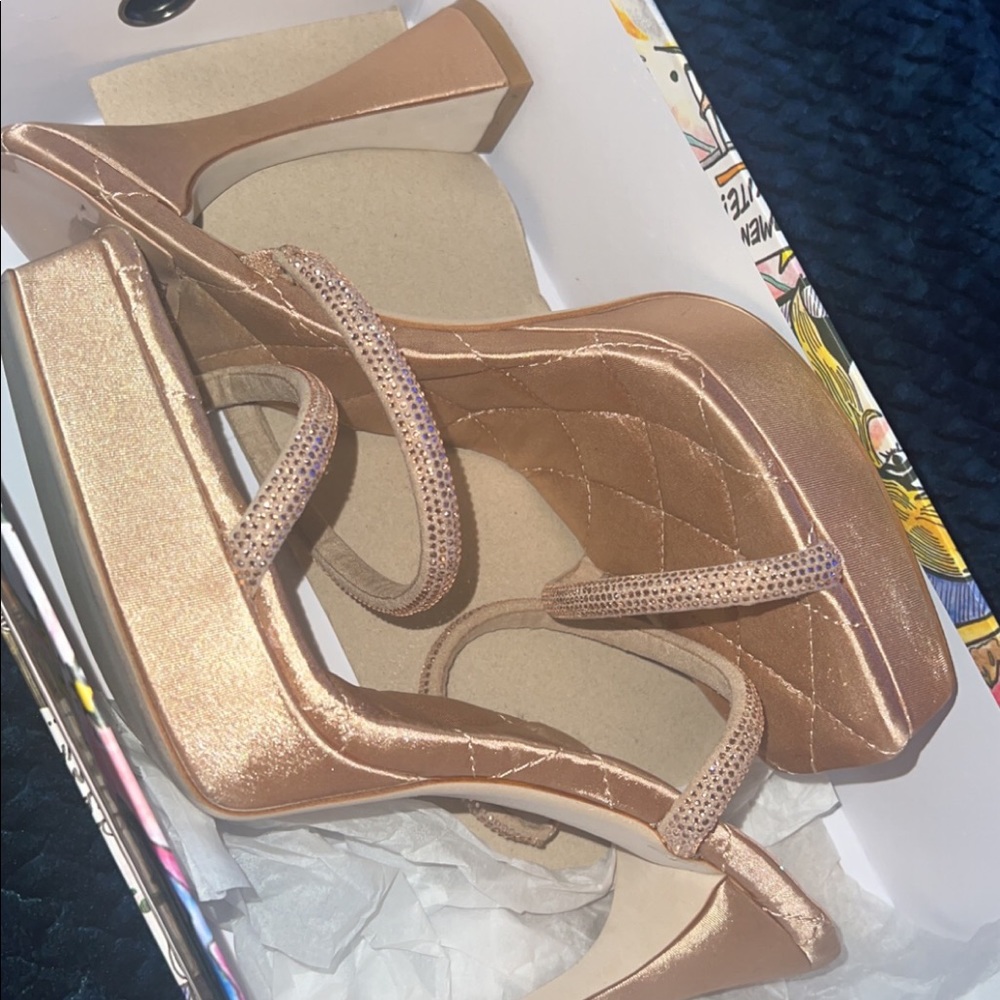 Steve Madden Platform Heel - Picture 7 of 8